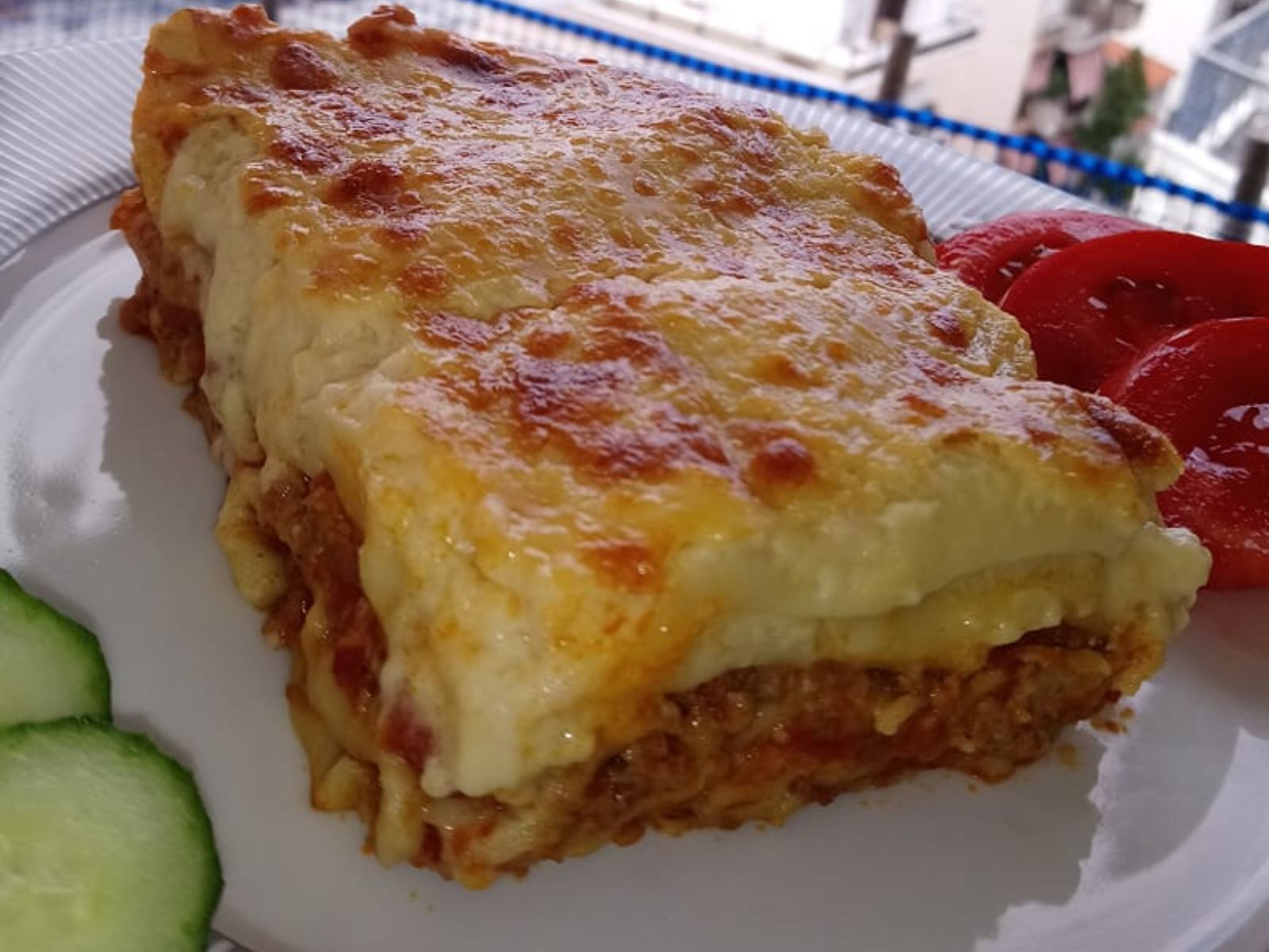 λαζάνια-με-μπεσαμέλ-από-την-Γκόλφω Νικολού-συνταγή-