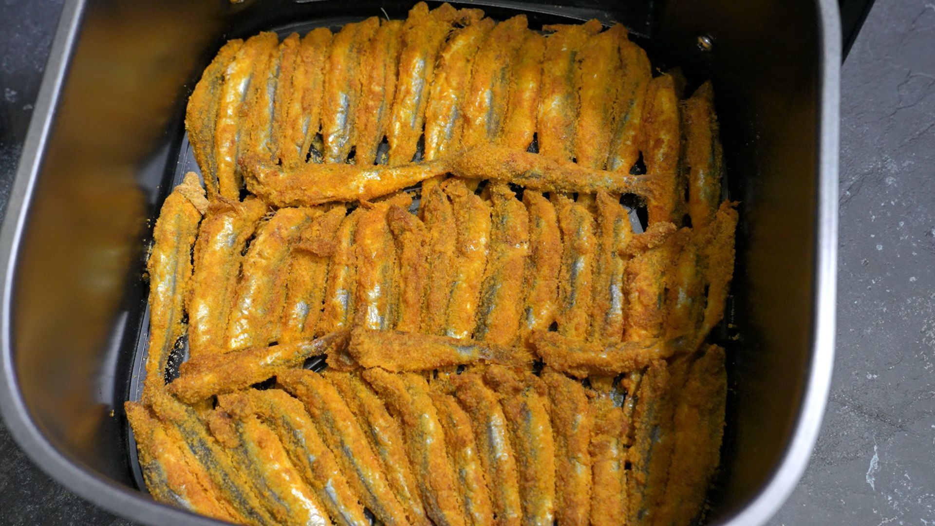 τηγανιτός-γαύρος-στο-airfryer-συνταγή-