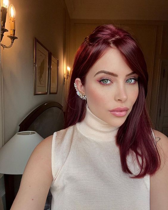 μπορντό-ίσια-μαλλιά-ιδέες-