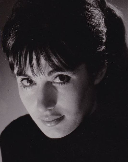 Απο τα πιο αγαπημένα του Ελληνικού Κινηματόγραφου: Ο γάμος ,οι Κάννες και ο μεγάλος έρωτας