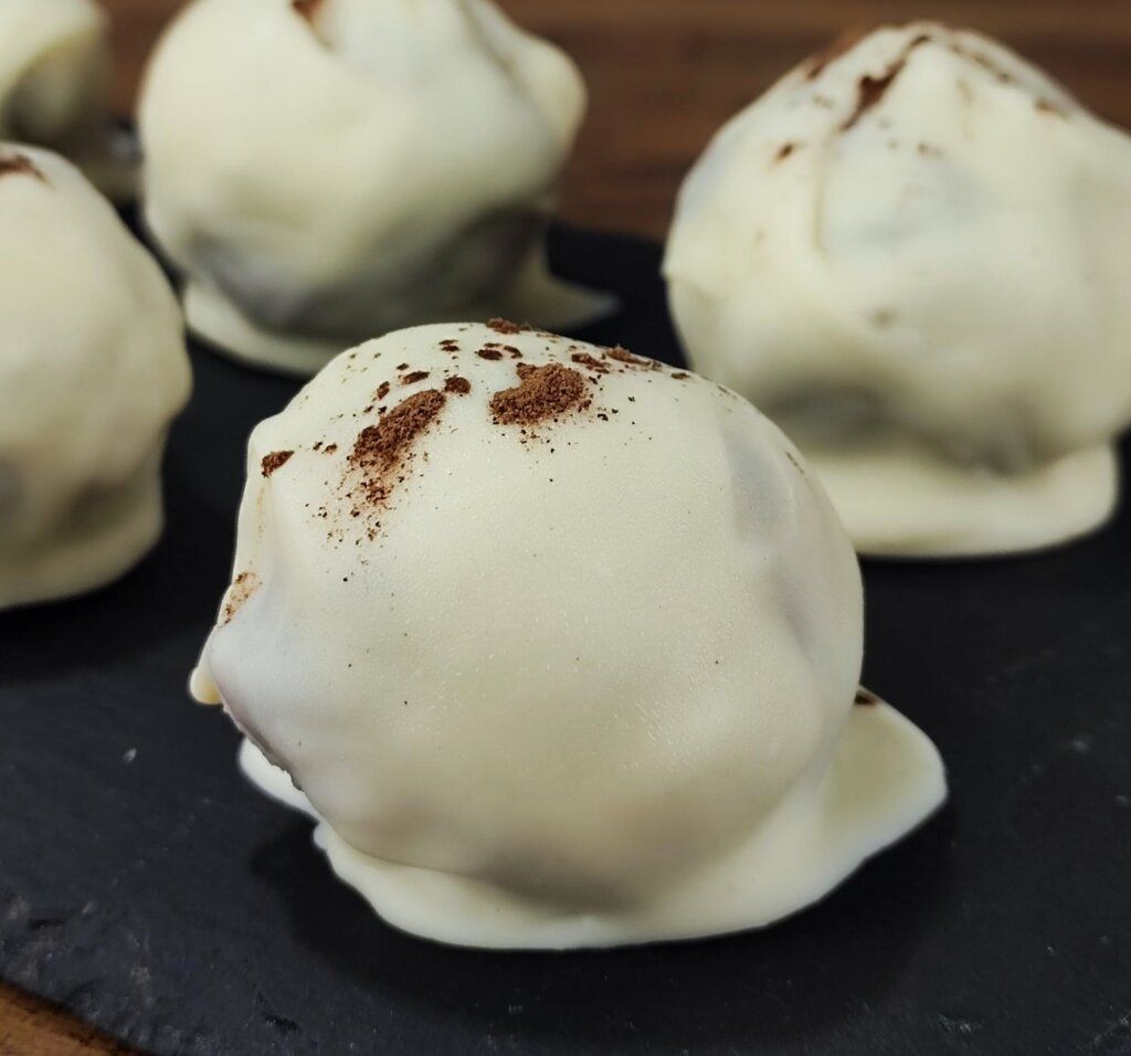 Τρουφάκια-μήλου-χωρίς ζάχαρη-συνταγή- Τρουφάκια-μήλου-χωρίς ζάχαρη-συνταγή-