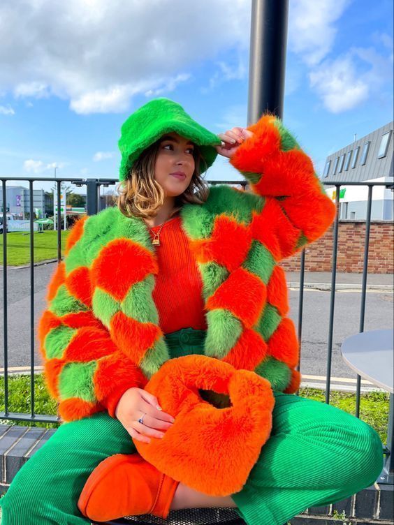 γούνα-σε-neon-χρώματα-ιδέες- γούνα-σε-neon-χρώματα-ιδέες-