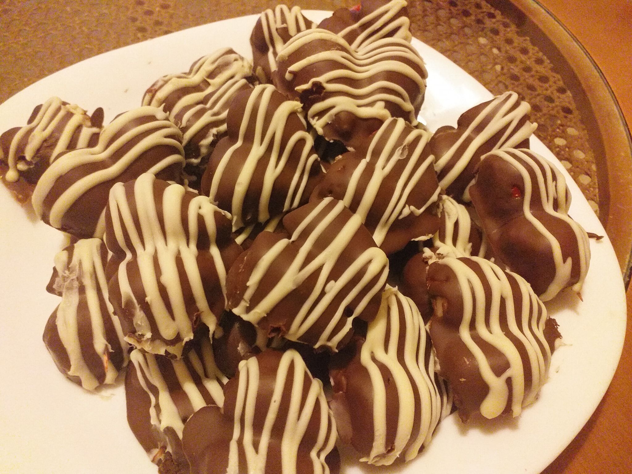 σοκολατάκια-καρδούλες-με-φράουλες-για-του-Αγίου Βαλεντίνου-συνταγή- σοκολατάκια-καρδούλες-με-φράουλες-για-του-Αγίου Βαλεντίνου-συνταγή-