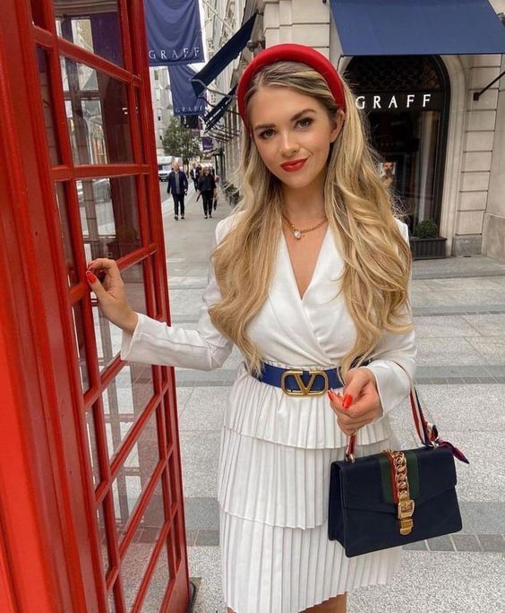 ιδέες-για-ρομαντικό-και-μοντέρνο-ντύσιμο-του-Αγίου Βαλεντίνου 2024-