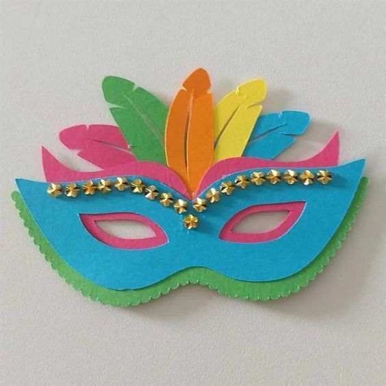 αποκριάτικη-μάσκα-με-φτερά-ιδέες-