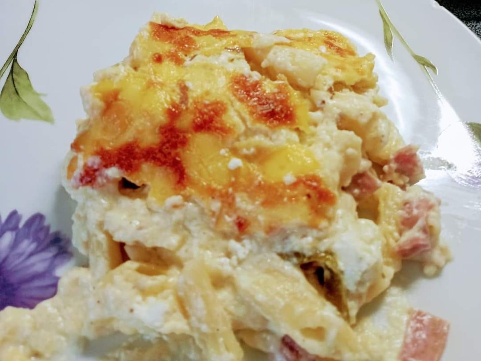 πένες-με-μοτσαρέλα-και-μπεσαμέλ-συνταγή-