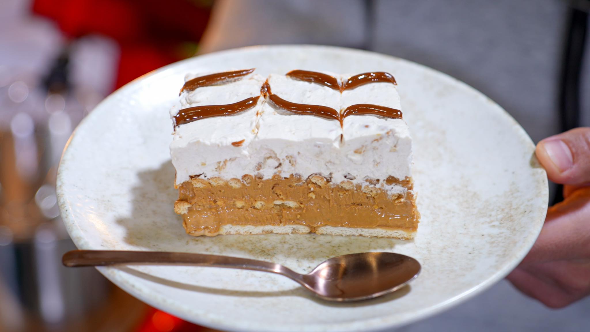 γλυκό-ψυγείου-με-4 υλικά-συνταγή-