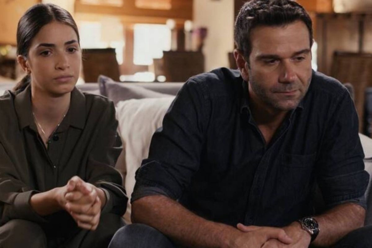 Η Γη της Ελιάς-Μάνος-Μαρίνα-