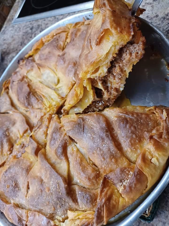 κιμαδόπιτα-με-χωριάτικο φύλλο-συνταγή- κιμαδόπιτα-με-χωριάτικο φύλλο-συνταγή-