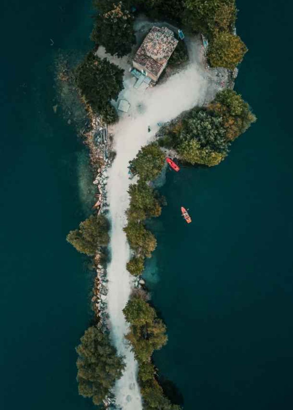 Λίμνη Δόξα: Ένας ονειρεμένος προορισμός μόλις 2 ώρες από την Αθήνα