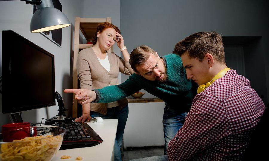 πως-να-απαντούν-οι-γονείς-στις-στερεοτυπικές-εκφράσεις-των-εφήβων-