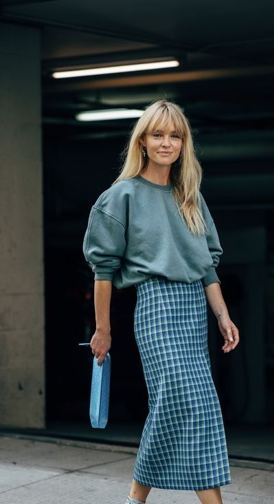 ιδέες-για-γυναικείο ντύσιμο-με-φούτερ-