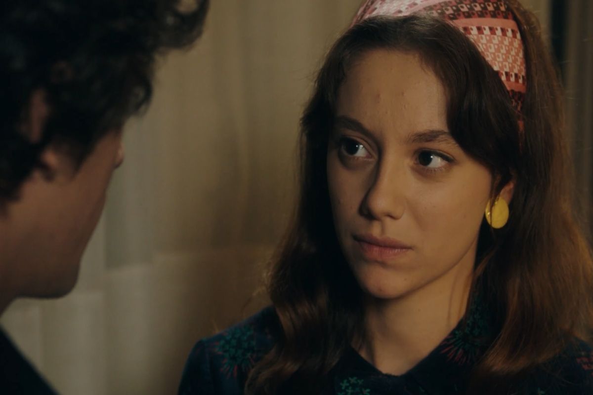 Το Ναυάγιο: Λίνα και Βάσω ανακαλύπτουν τα εγκλήματα του πατέρα τους