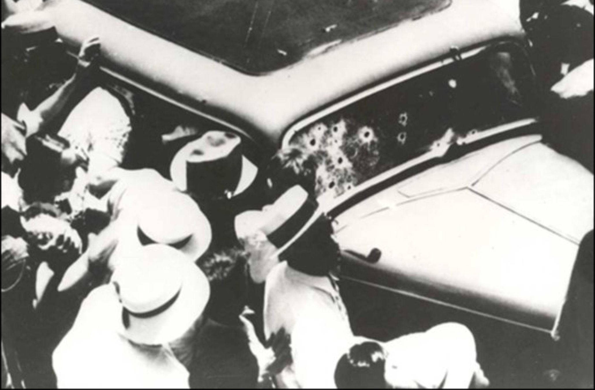 Bonnie and Clyde: Η αληθινή ιστορία των κακοποιών που τρομοκράτησε μία ολόκληρη χώρα