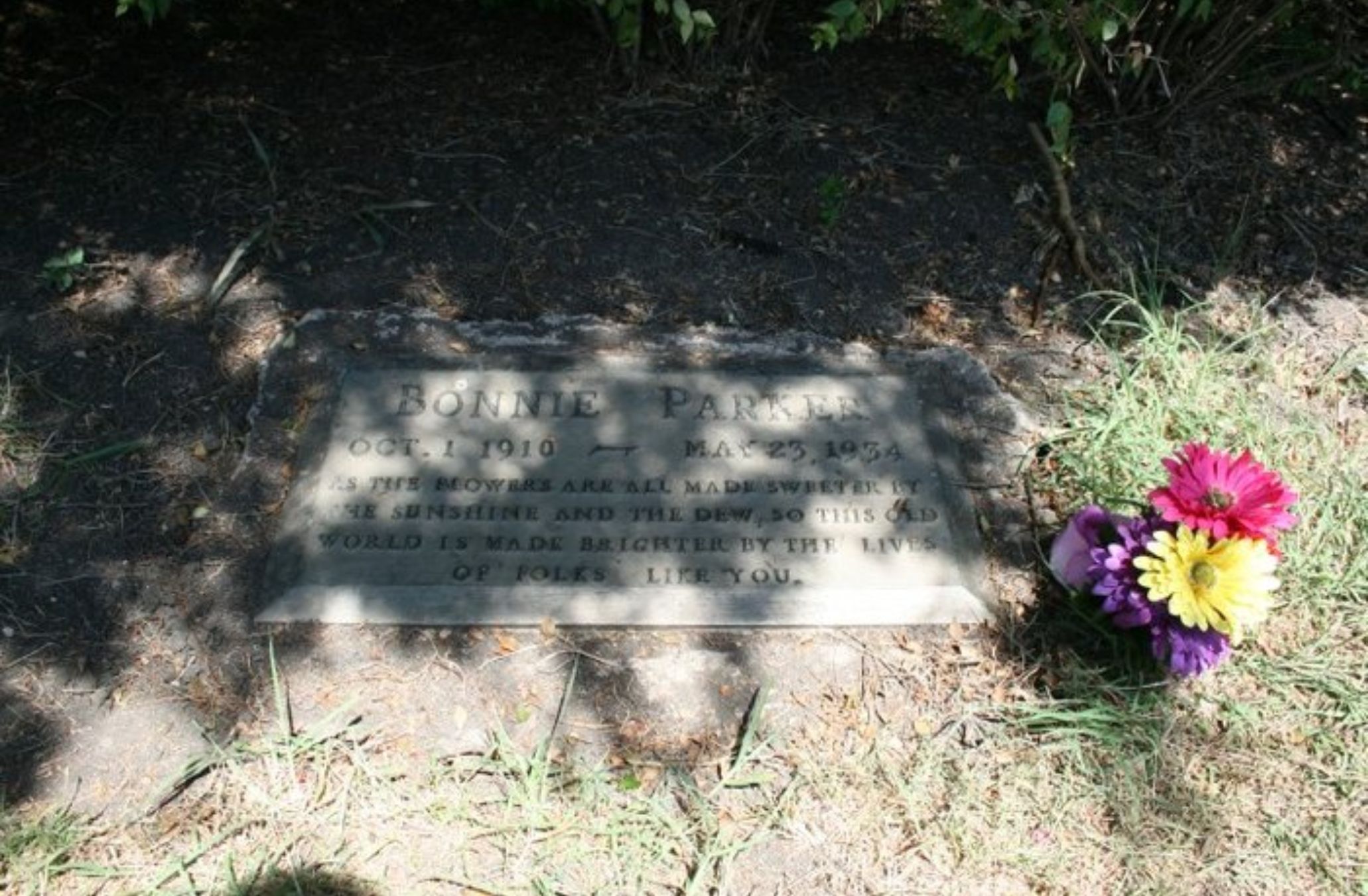 Bonnie and Clyde: Η αληθινή ιστορία των κακοποιών που τρομοκράτησε μία ολόκληρη χώρα