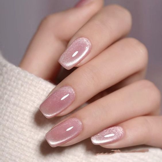 απαλό ροζ-cat eye-νύχια-ιδέες-