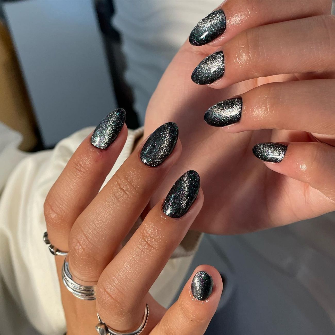 ιδέες-για-cat eye-νύχια-τάσεις 2024-