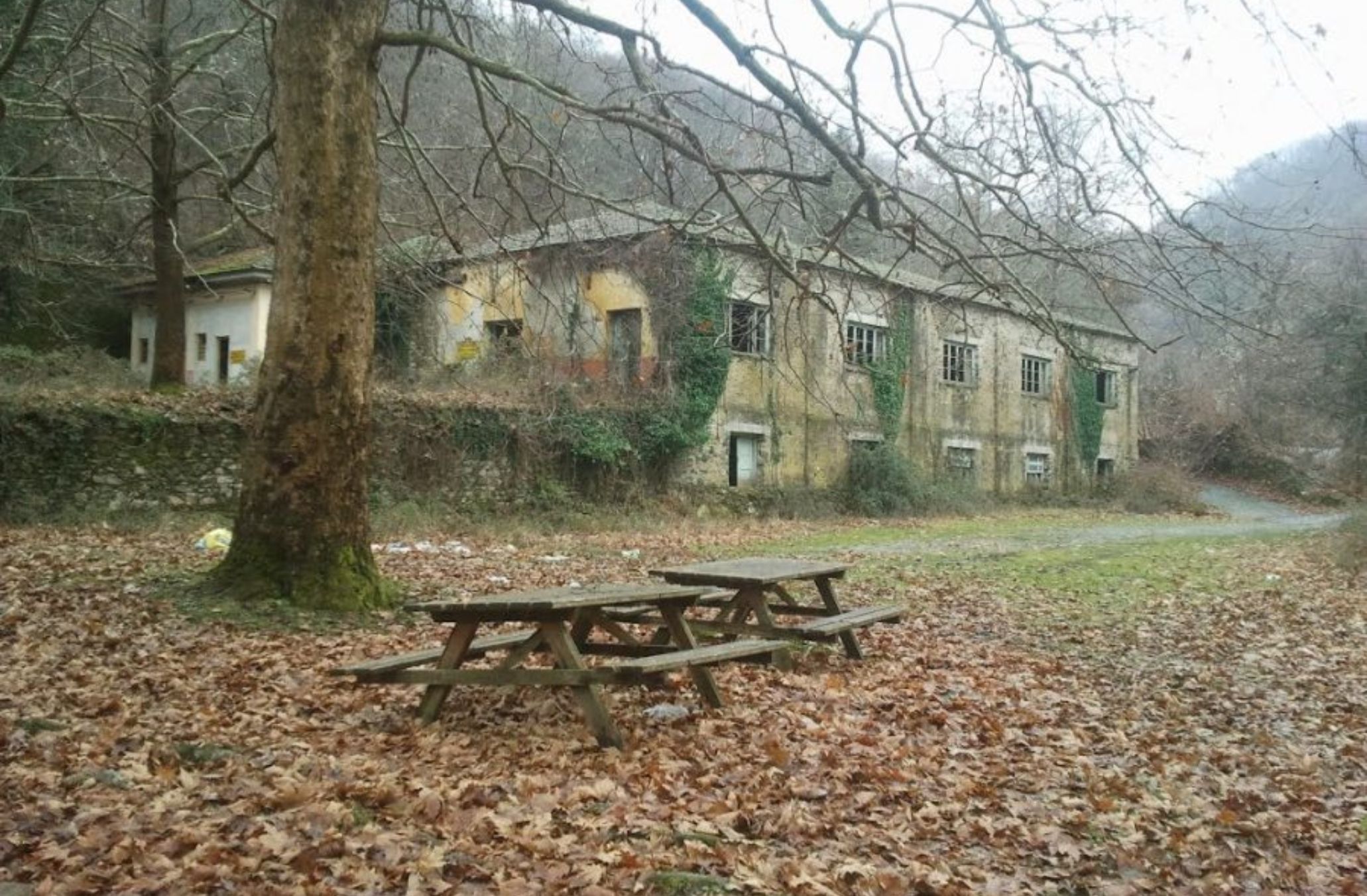 Μόρνα: Το στοιχειωμένο χωριό οι θρύλοι και το επτασφράγιστο μυστικό των κατοίκων που θυμίζει θρίλερ