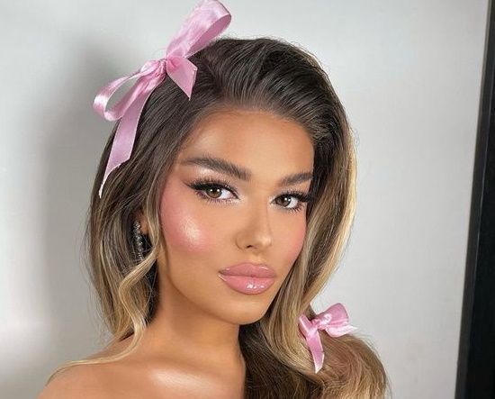 ιδέες-για-coquette hair-με-φιογκάκια-