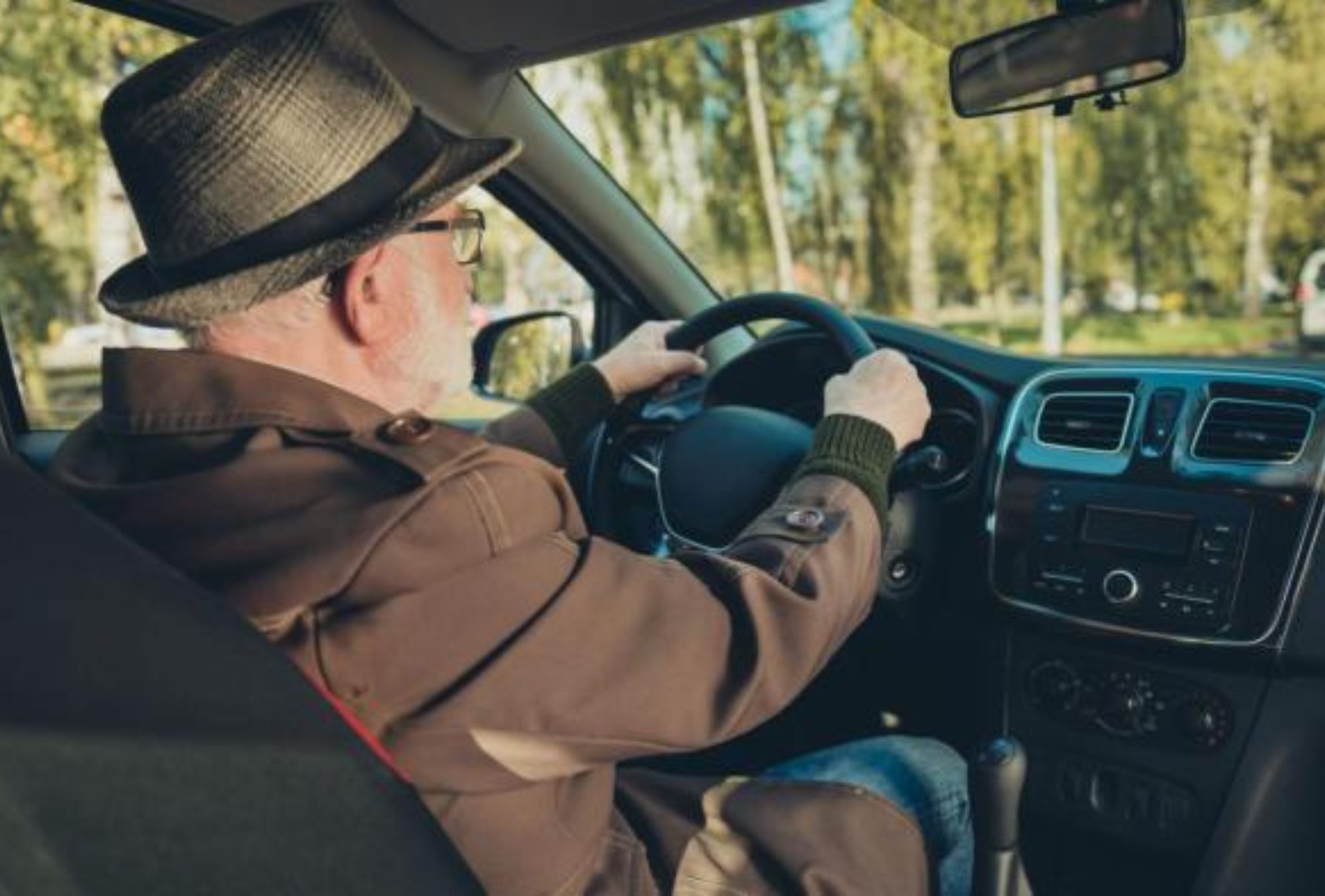 Τέλος στα διπλώματα οδήγησης από μια ηλικία και πάνω -Τι αλλάζει;