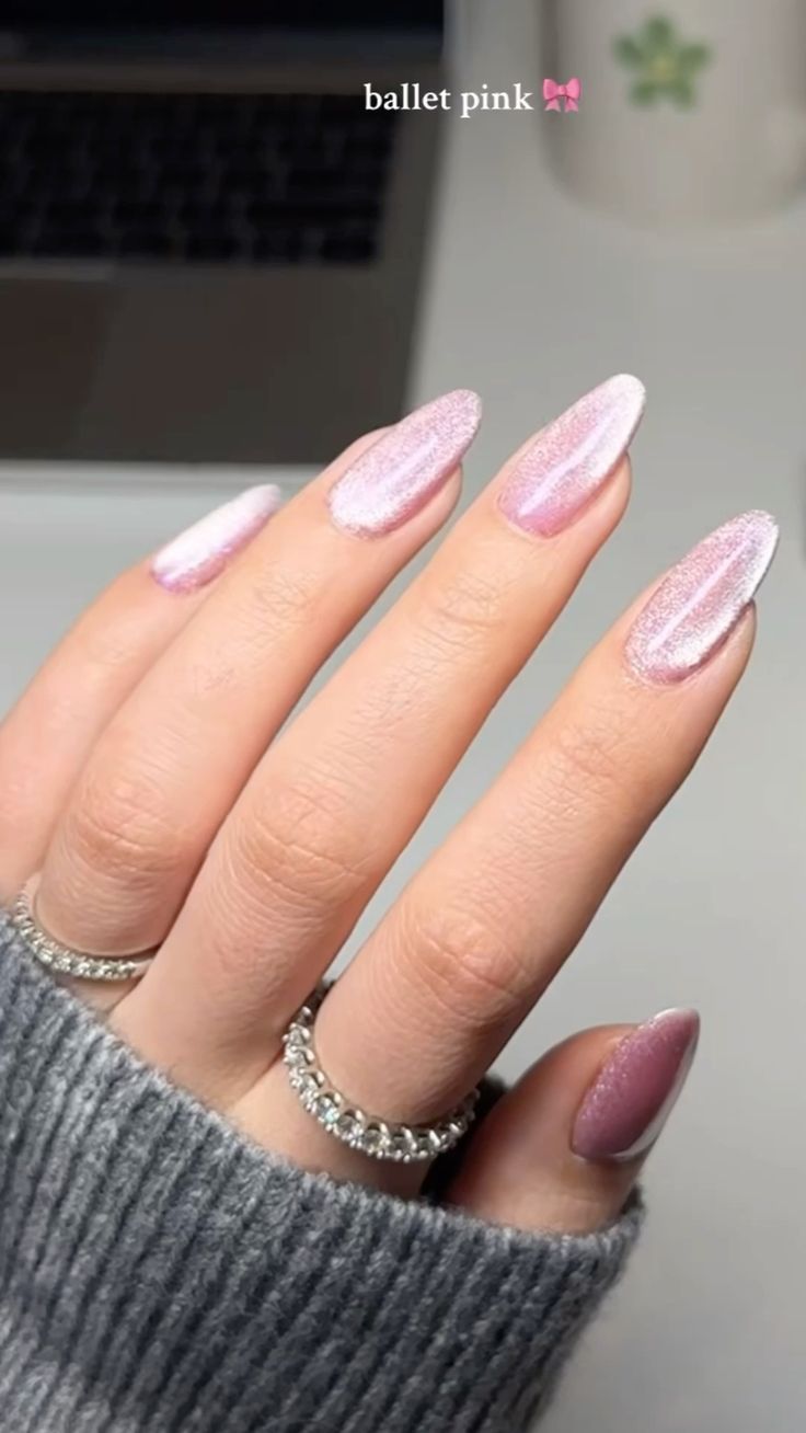 ballet nails-με-velvet-σχέδιο-ιδέες-