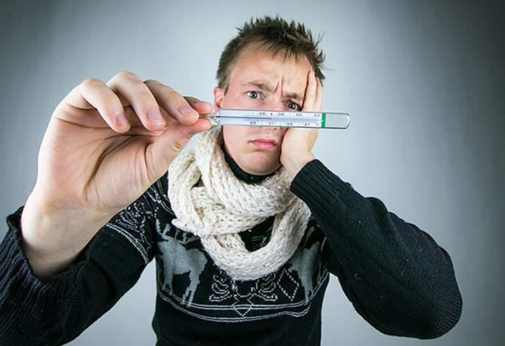 Υποχονδρίαση: Τι είναι ποια τα συμπτώματα και πώς μπορούμε να τη διαχειριστούμε