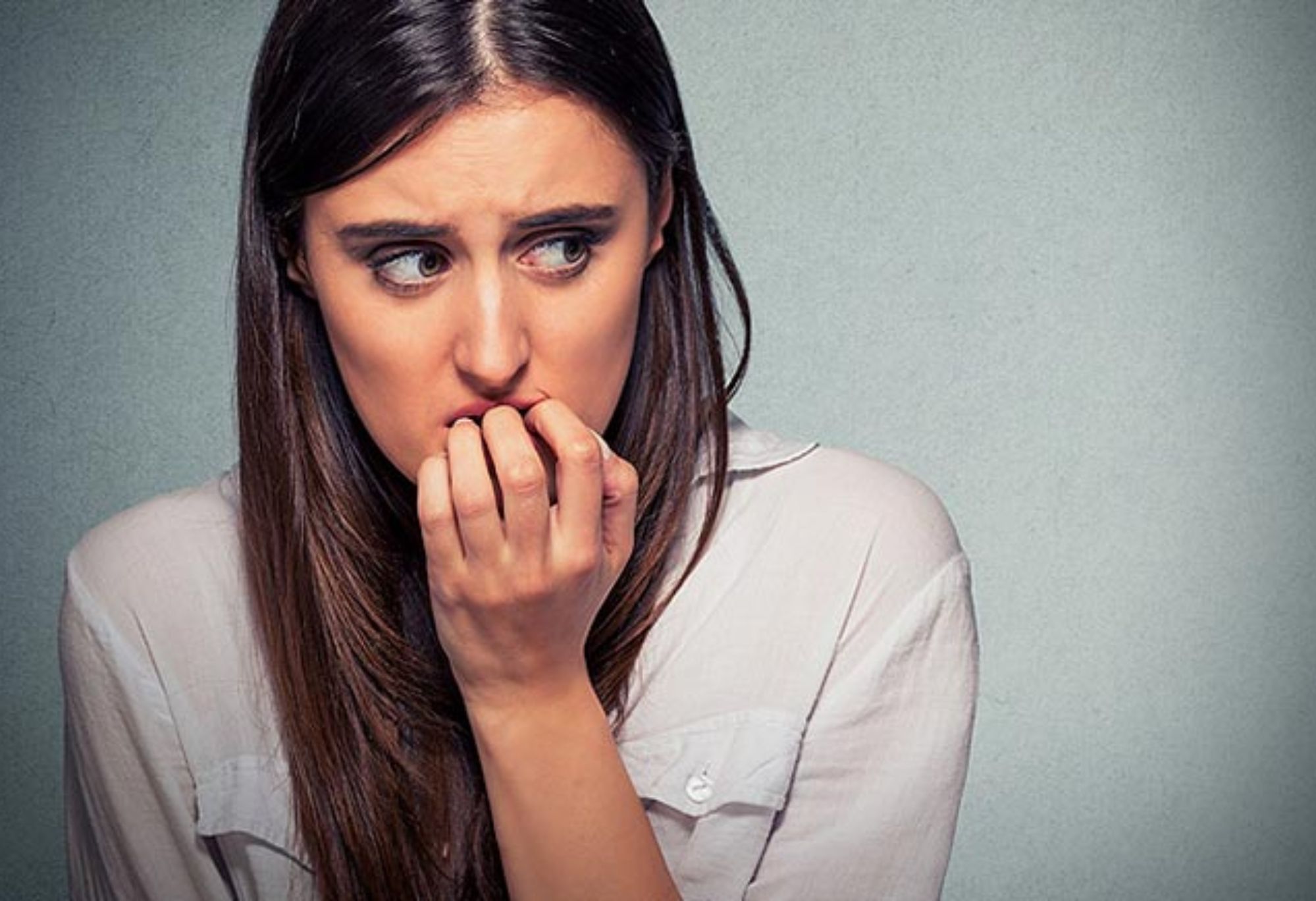 Υποχονδρίαση: Τι είναι ποια τα συμπτώματα και πώς μπορούμε να τη διαχειριστούμε