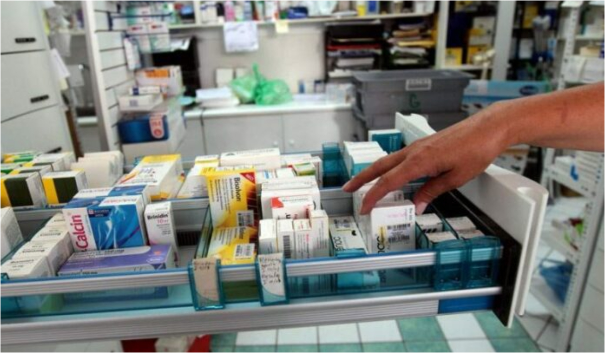 Eλλείψεις φαρμάκων : Χωρίς παιδικές αντιβιώσεις χιλιάδες φαρμακεία
