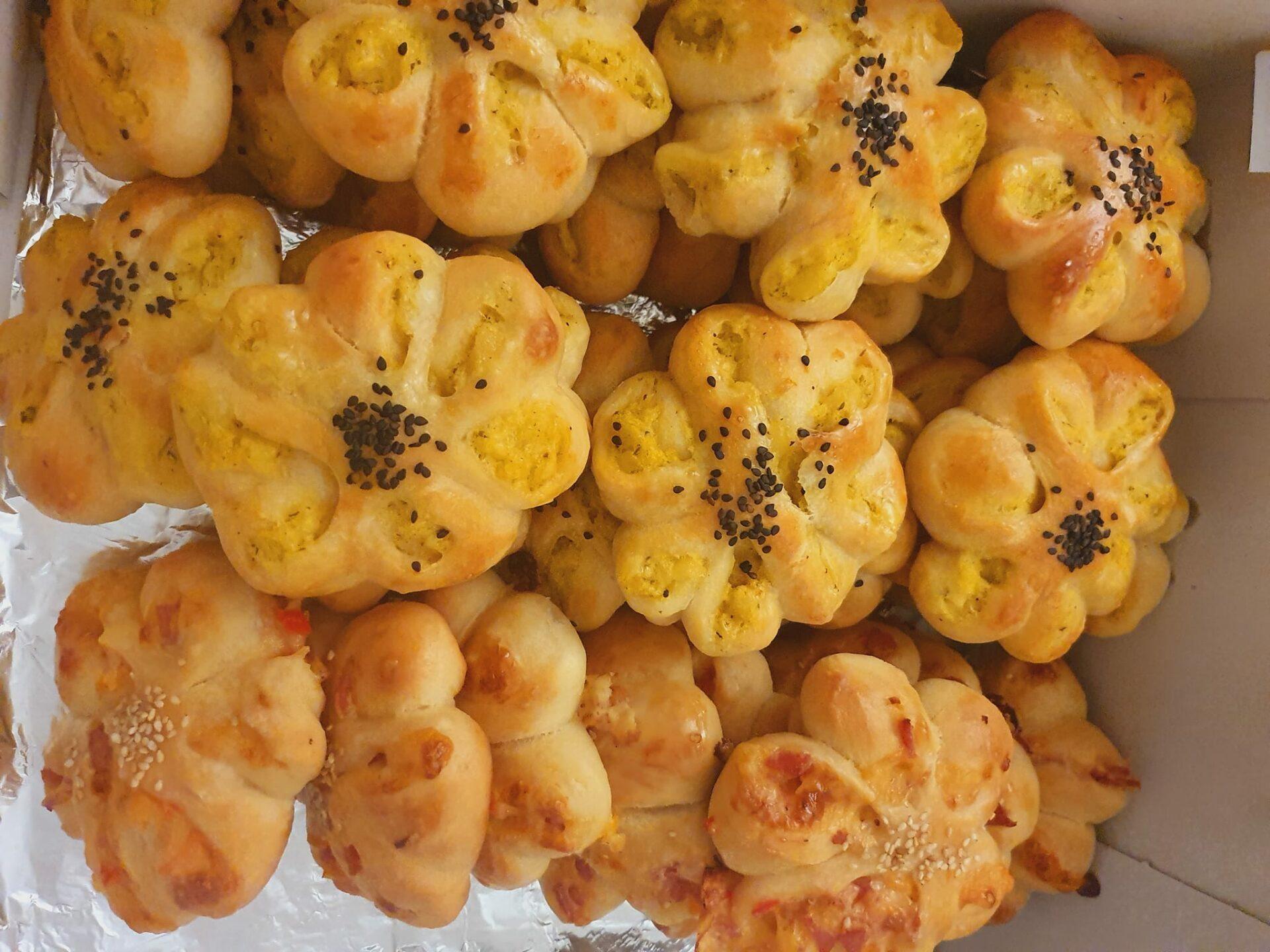 πατατοπιτάκια-σε-σχήμα-λουλούδι-συνταγή- πατατοπιτάκια-σε-σχήμα-λουλούδι-συνταγή-