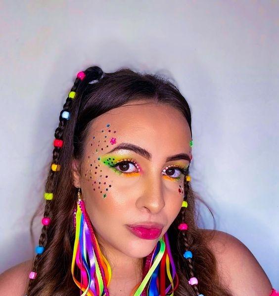 χάντρες-στα-πλεξουδάκια-για-τις-Απόκριες 2024-ιδέες- χάντρες-στα-πλεξουδάκια-για-τις-Απόκριες 2024-ιδέες-