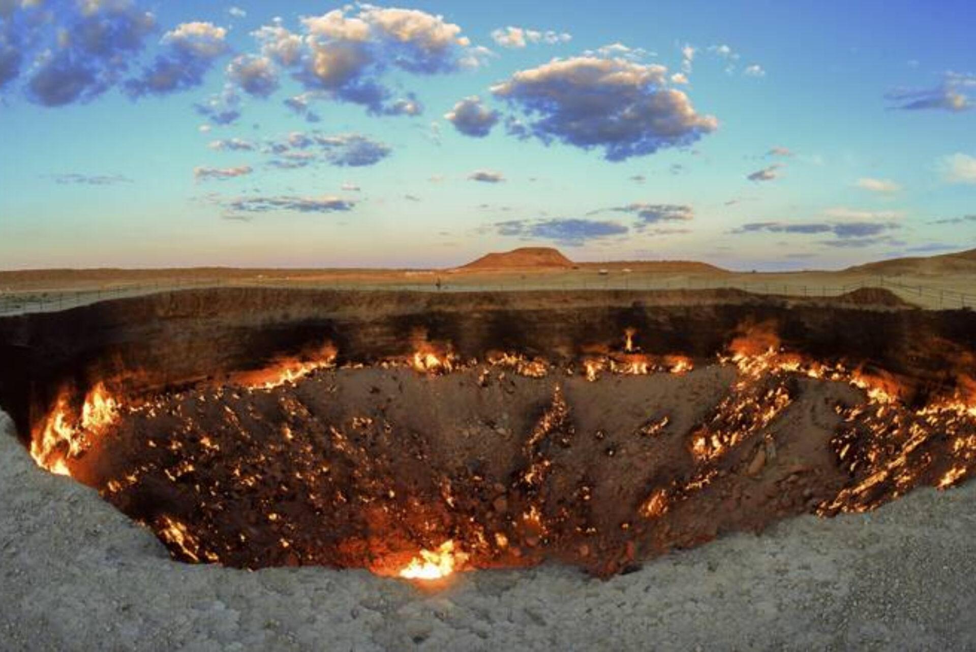 Οι Πύλες της Κολάσεως υπάρχουν και μπορείτε να τις επισκεφθείτε