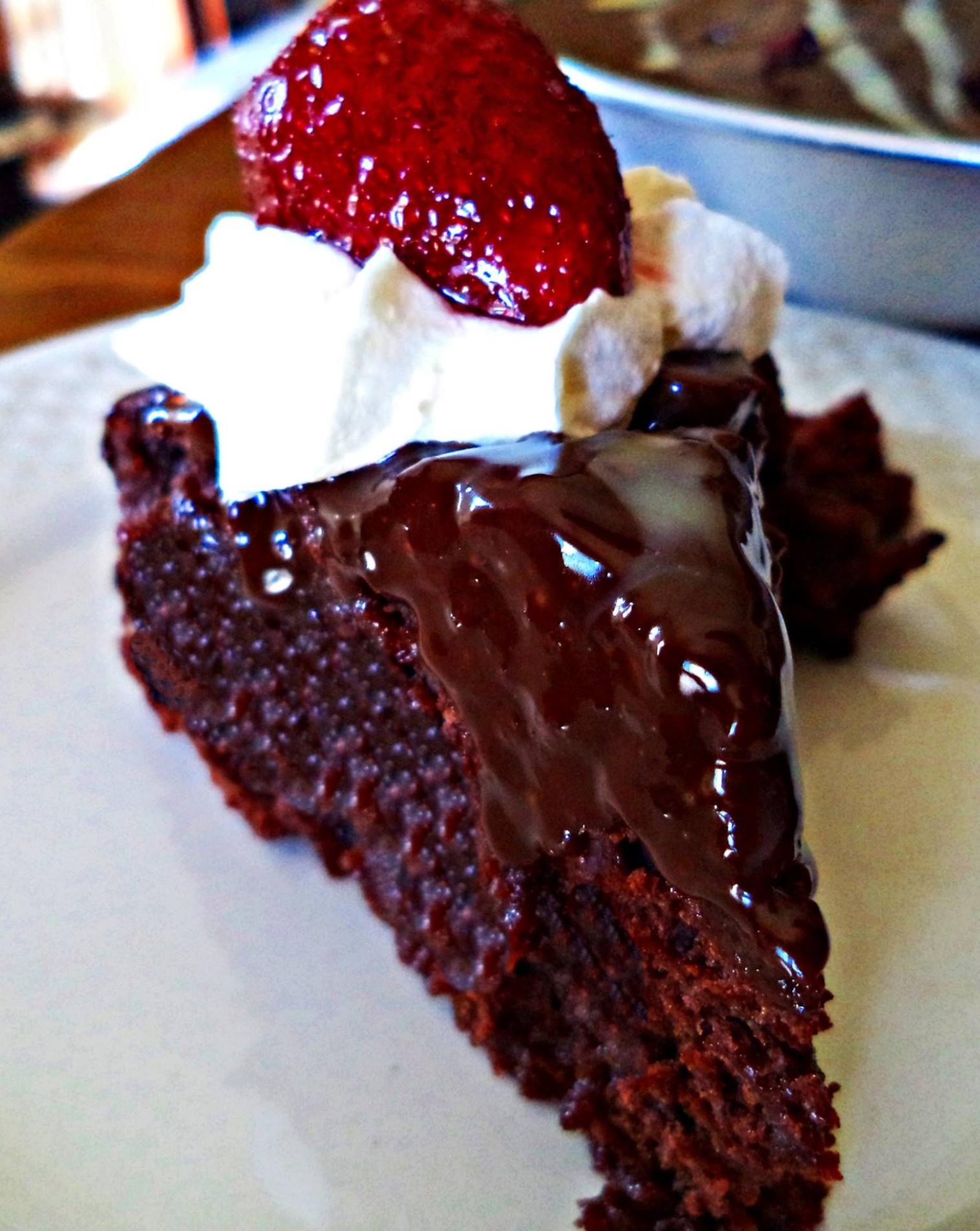 Το γλυκό της Τσικνοπέμπτης: Σοκολατόπιτα