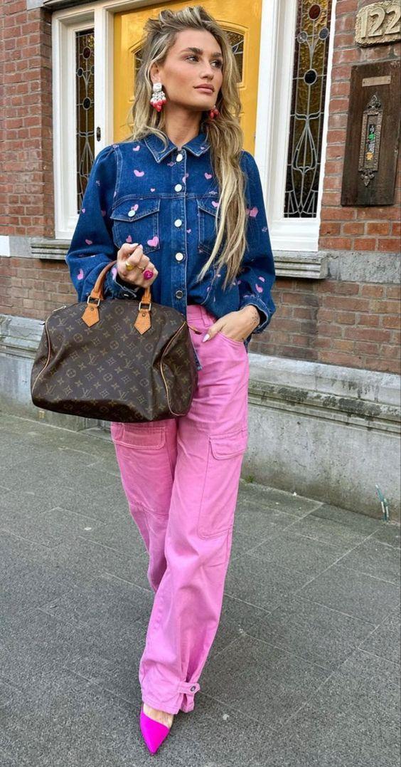 Y2K ντύσιμο-για-το-Μάρτιο 2024-ιδέες- Y2K ντύσιμο-για-το-Μάρτιο 2024-ιδέες-