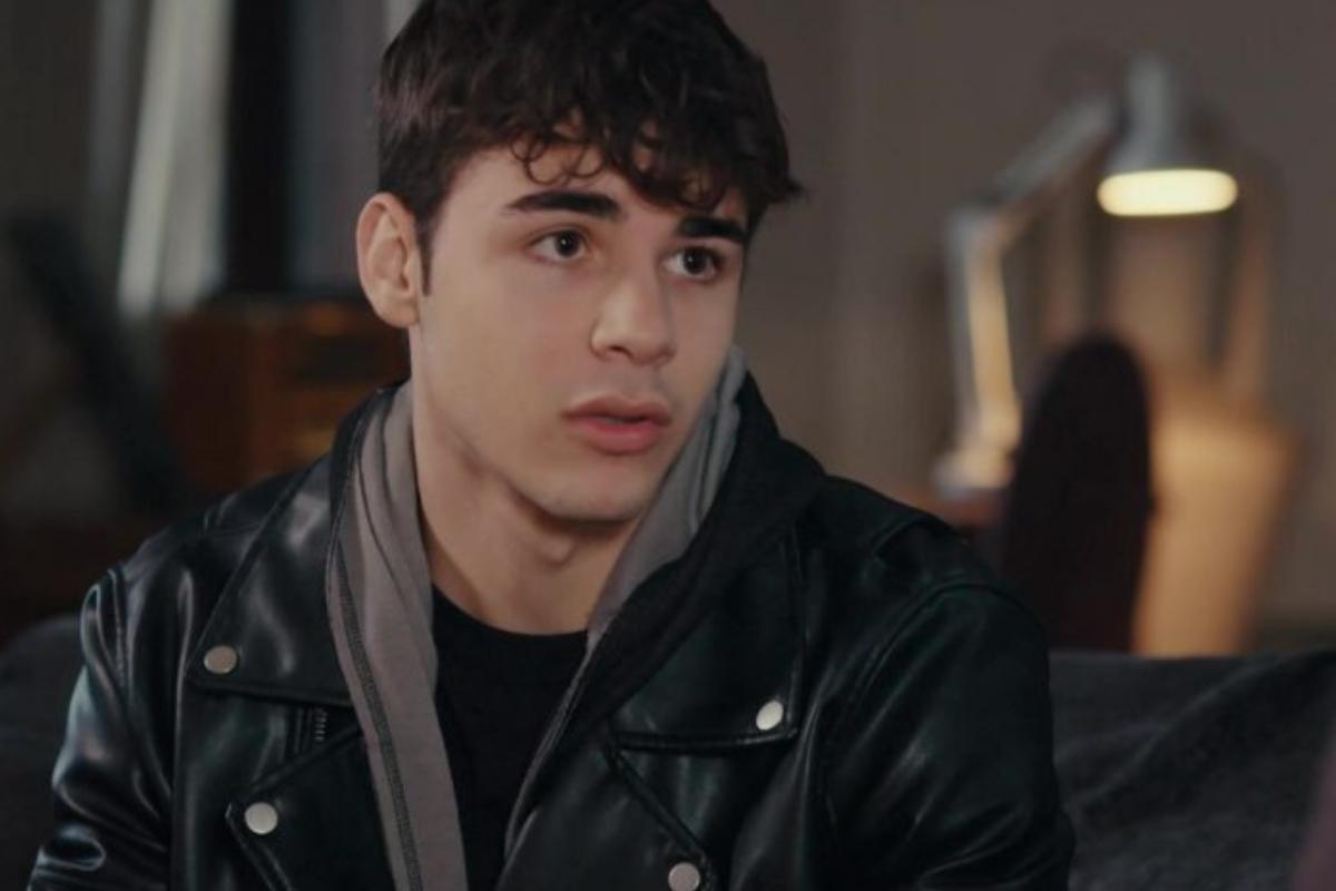 Η Γη της Ελιάς-Παρασκευάς- Η Γη της Ελιάς-Παρασκευάς-