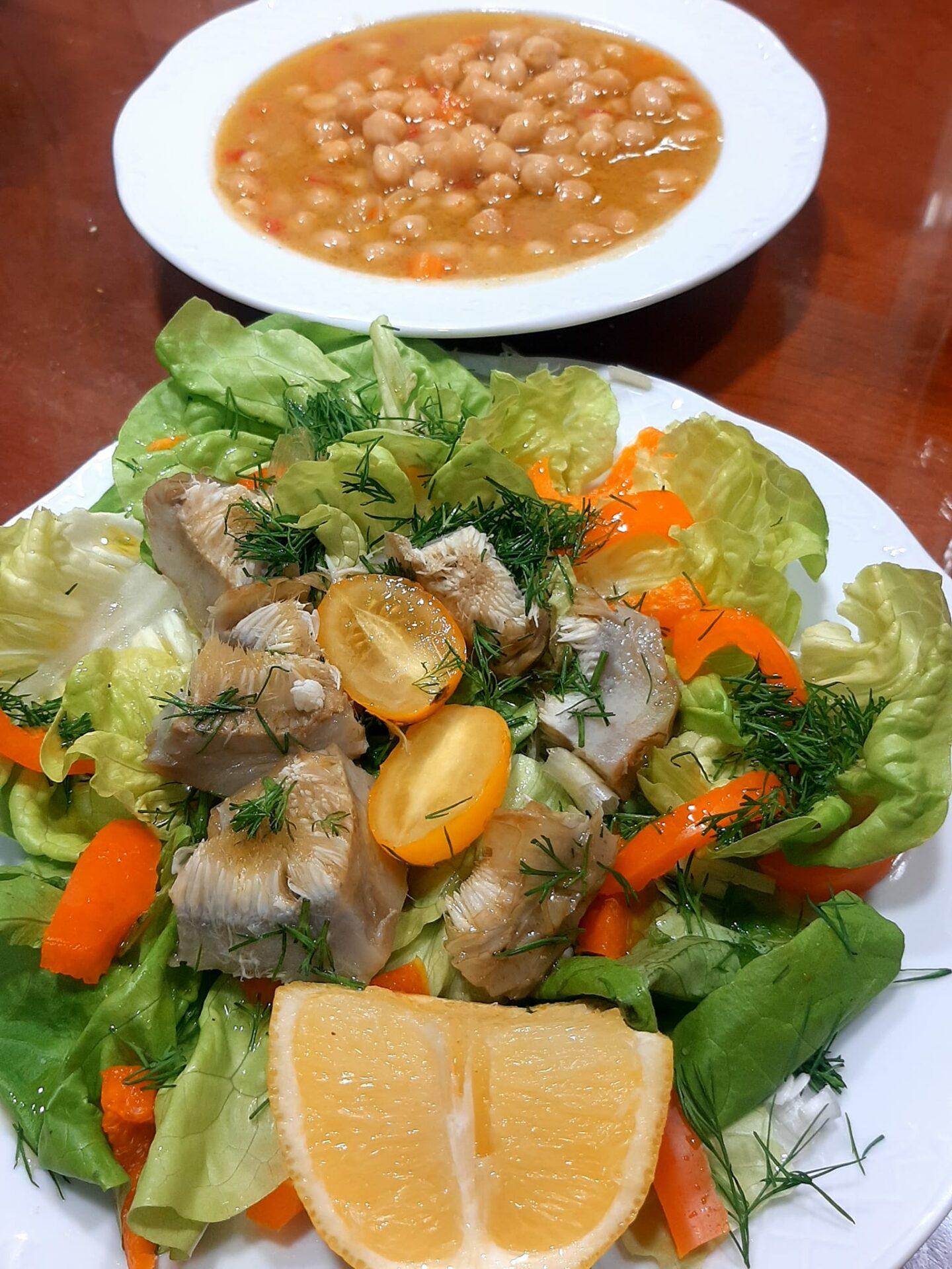 σαλάτα-με-αγκινάρες-συνταγή-