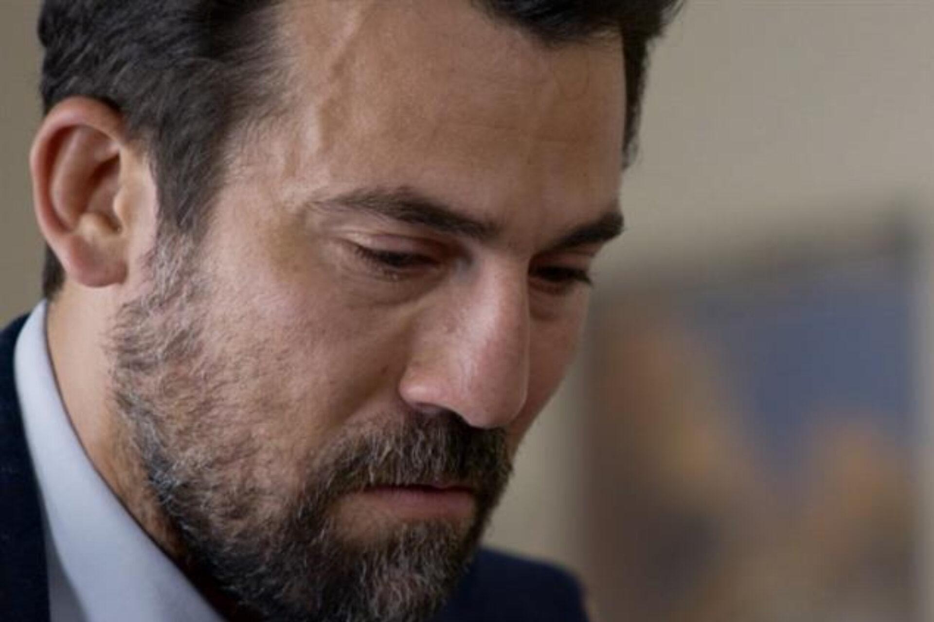 Παγιδευμένοι: Ο Σταύρος αρχίζει να έχει αμφιβολίες για την Αγγελική