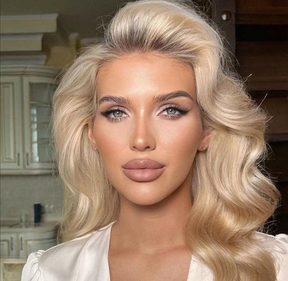 ξανθά-πλατινέ-κυματιστά μαλλιά-ιδέες- ξανθά-πλατινέ-κυματιστά μαλλιά-ιδέες-