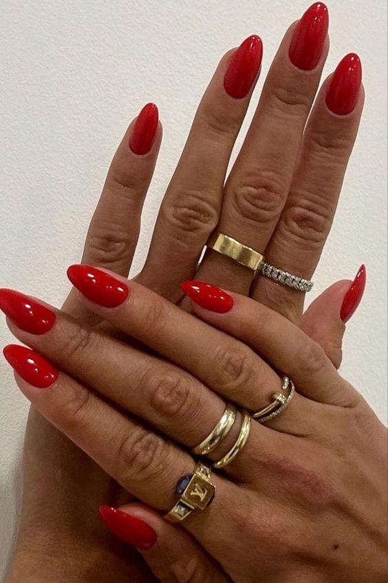 κόκκινα νύχια-τάσεις-Άνοιξη-Καλοκαίρι 2024-ιδέες- κόκκινα νύχια-τάσεις-Άνοιξη-Καλοκαίρι 2024-ιδέες-