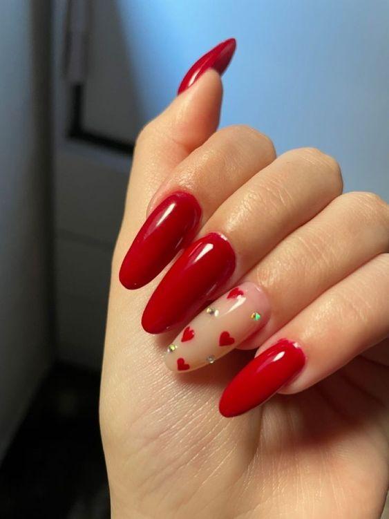 κόκκινα νύχια-τάσεις-Άνοιξη-Καλοκαίρι 2024-ιδέες- κόκκινα νύχια-τάσεις-Άνοιξη-Καλοκαίρι 2024-ιδέες-