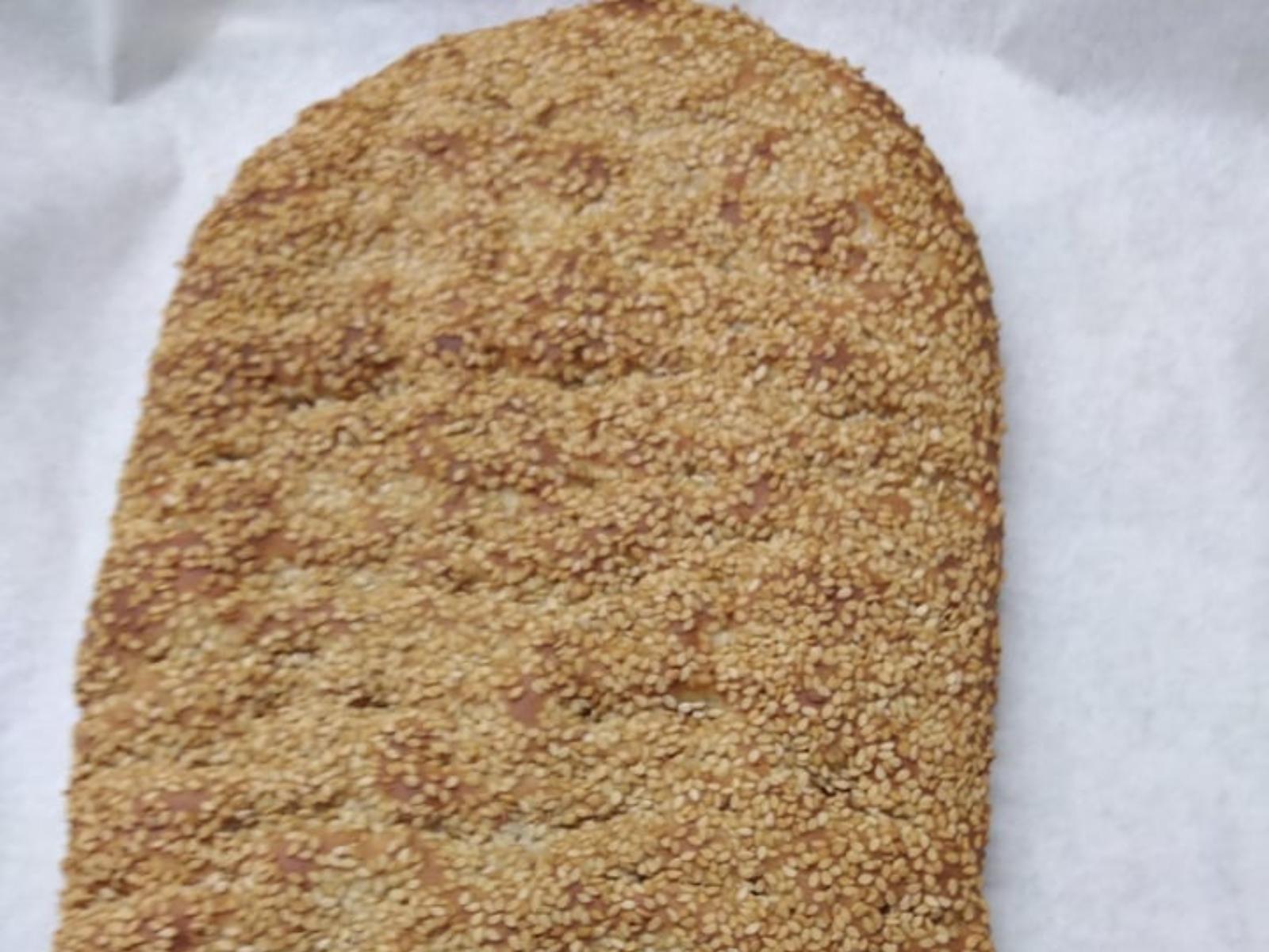 Χωριάτικη-λαγάνα-με μπουλαμάτσι-συνταγή- Χωριάτικη-λαγάνα-με μπουλαμάτσι-συνταγή-