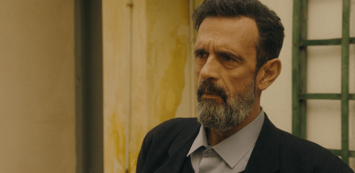 Το Ναυάγιο: Δεν θέλει να μην τον ξαναδεί ποτέ μπροστά του