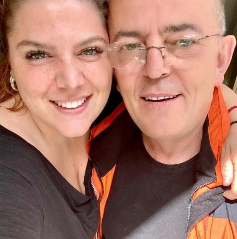 Δανάη Μπάρκα : Αυτός είναι ο μπαμπάς της – Η εκπληκτική ομοιότητά τους