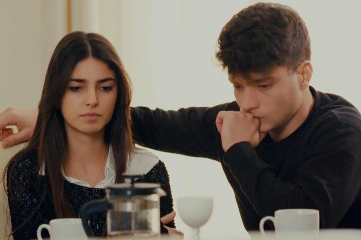 Η Γη της Ελιάς: Τί Τρέχει με σένα και τη Βασιλική; Επιβεβαιώνει αυτό που υποπτεύεται