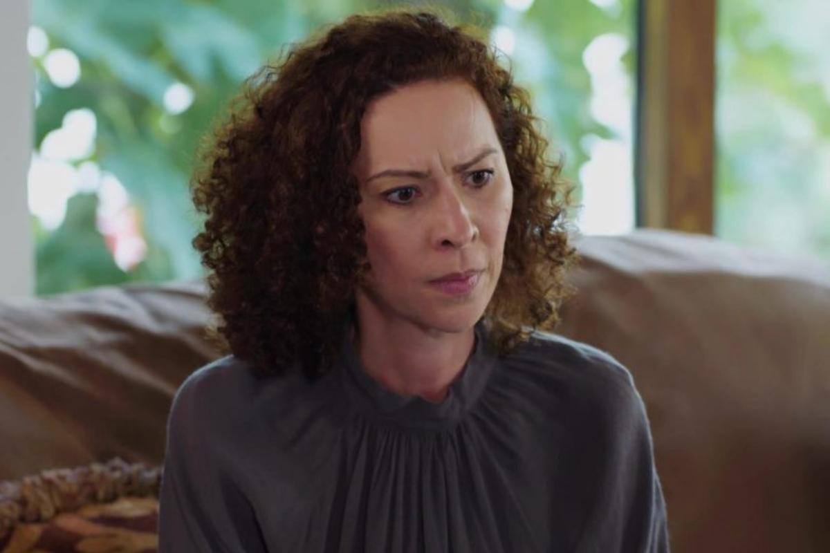 Η Γη της Ελιάς: Τον Στάθη έπρεπε να είχα κάψει- Παραδέχεται τον φόνο