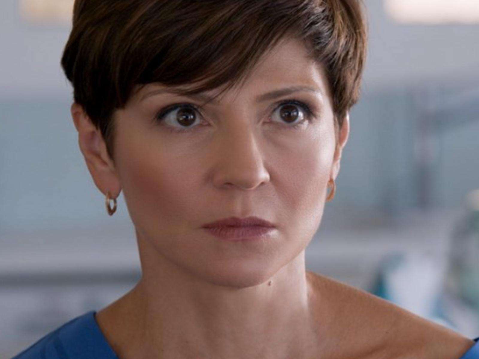 Παγιδευμένοι-Υβόννη-