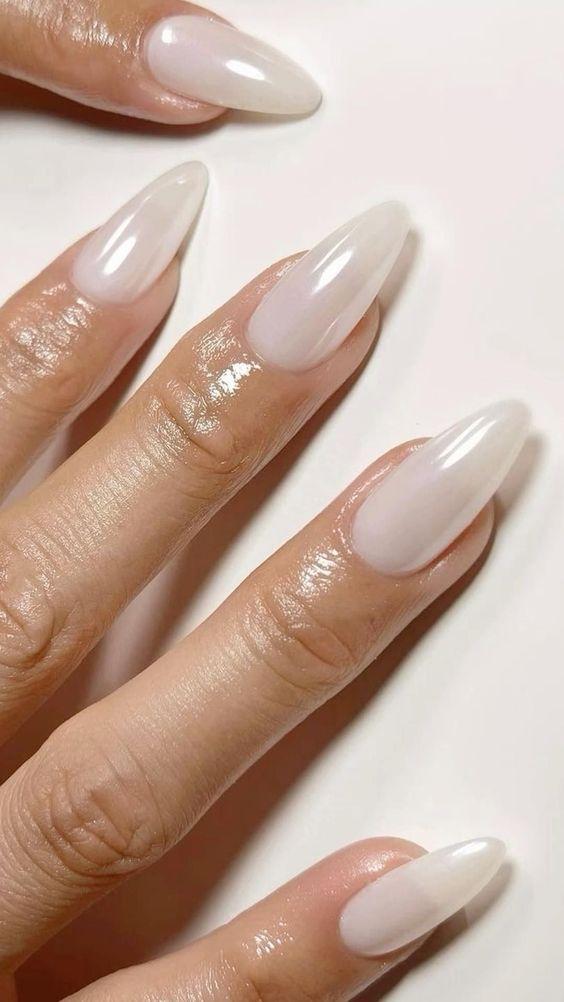 sheer nails-την-Άνοιξη 2024-τάσεις 2024-ιδέες-