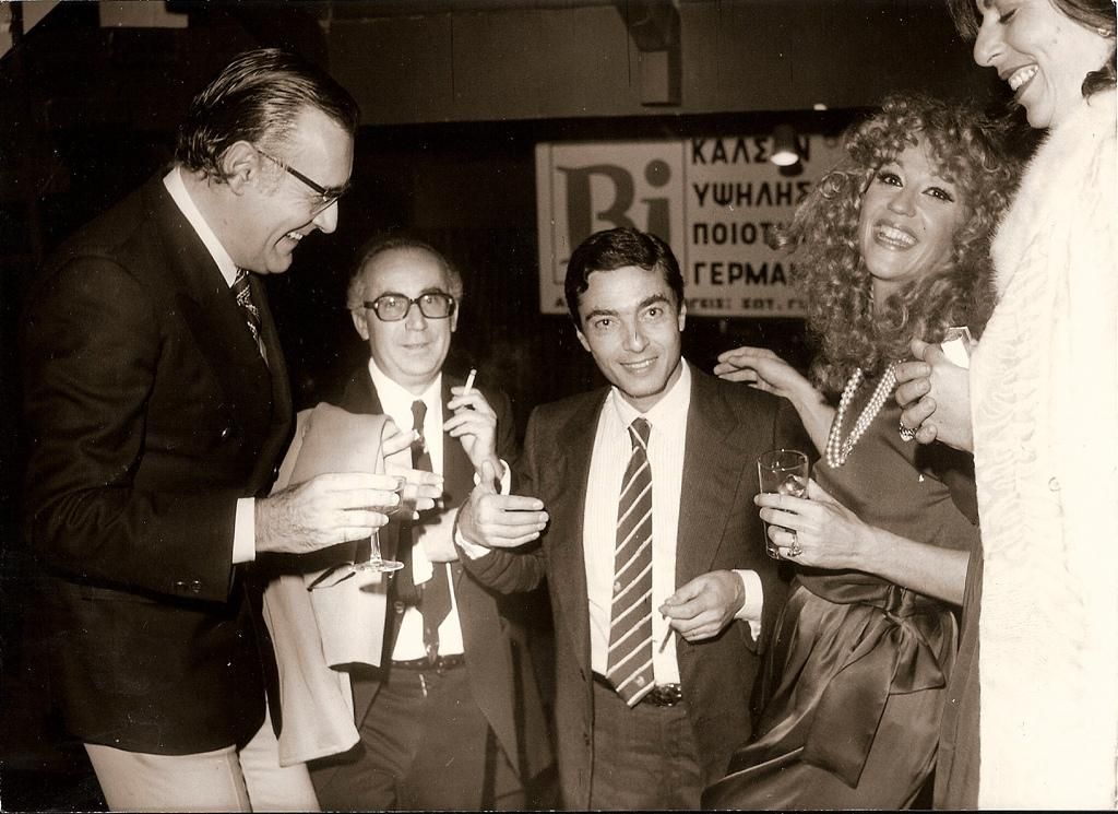 Ήταν στην Κυριολεξία Το «Αλάτι και Πιπέρι» της ελληνικής δημοσιογραφίας : Οι εκπομπές στην τηλεόραση και το βραβείο στον κινηματογράφο