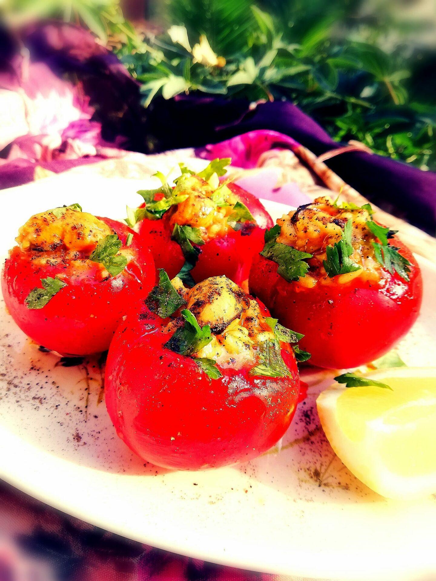 γεμιστές-ντομάτες-με-μύδια-συνταγή-