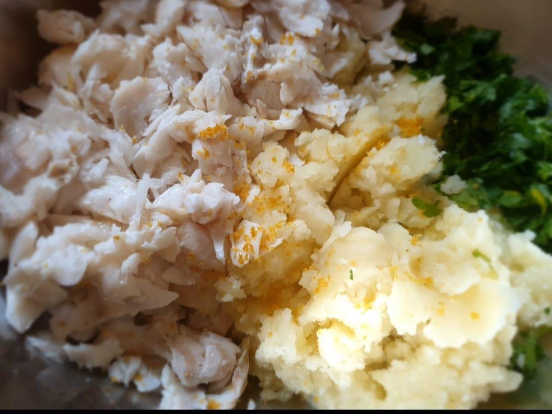 μπιφτέκια-μπακαλιάρου-συνταγή- μπιφτέκια-μπακαλιάρου-συνταγή-