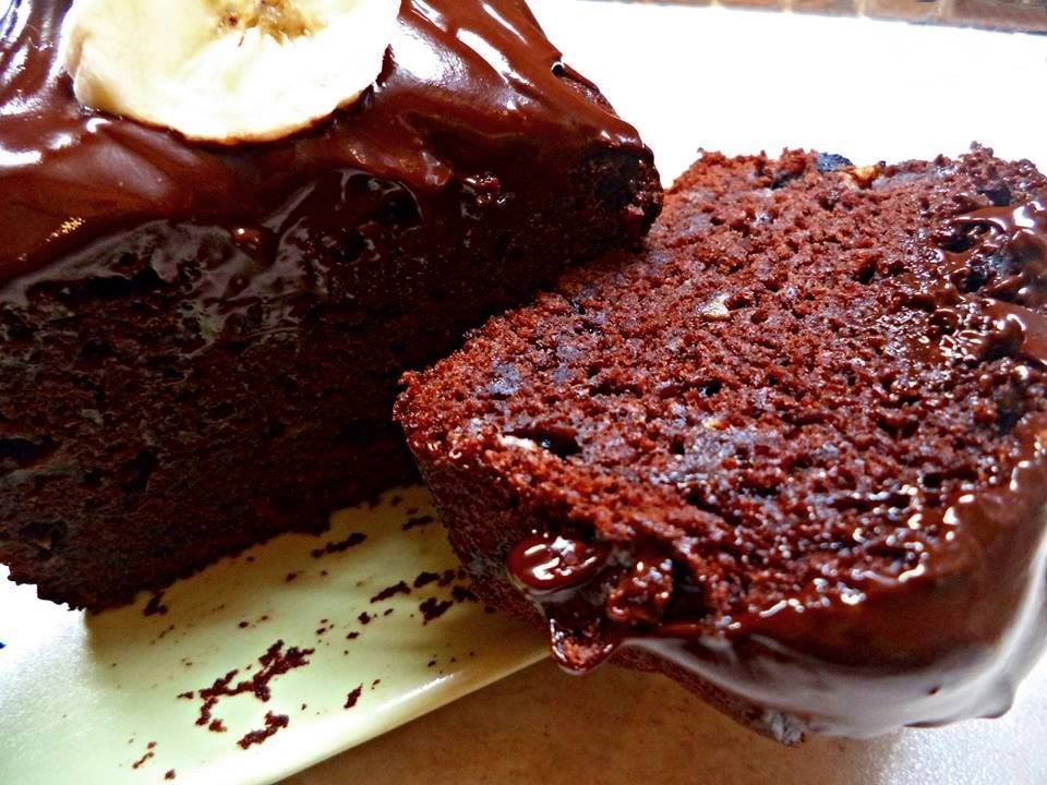 νωπό-νηστίσιμο-κέικ-με-σοκολάτα-συνταγή-
